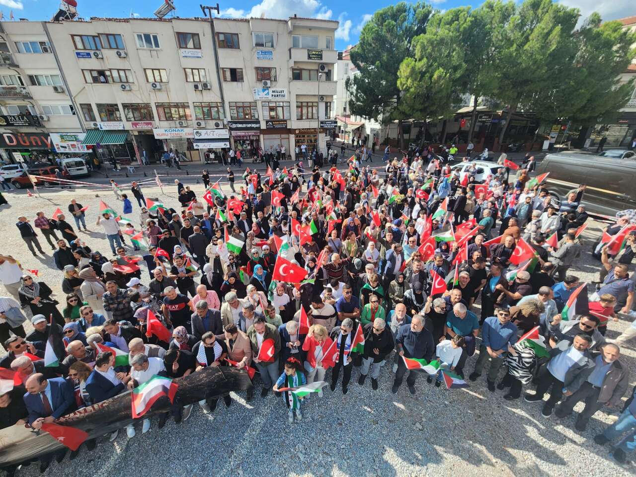 Muğla’da Gazze ve Küresel Sumud Filosuna Destek Yürüyüşü 6